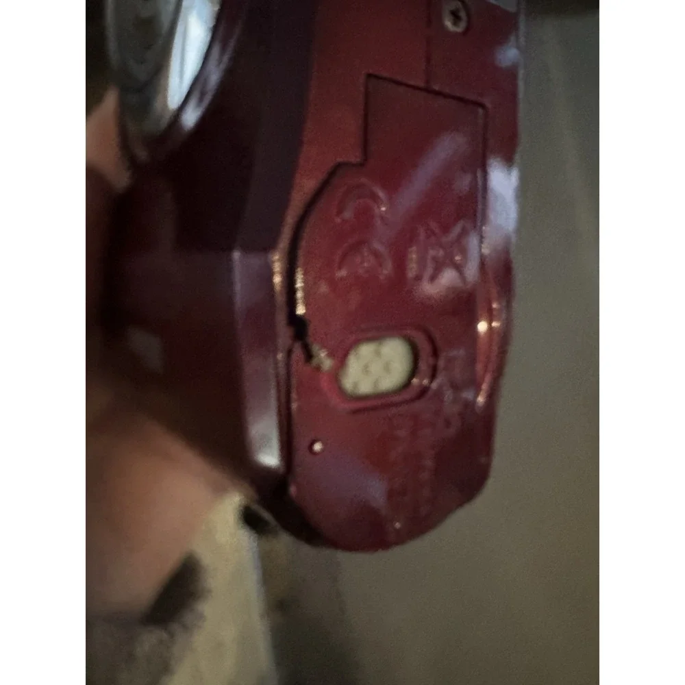Nikon‎ Coolpix L20 Red 10MP Digital Camera In Original Box - PARTS ONLY